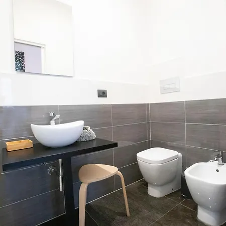 Hall In Center Bed & Breakfast