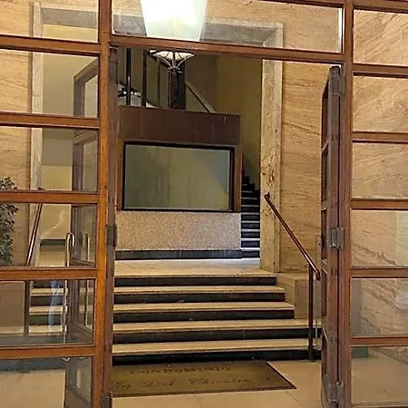 فندق مبيت وإفطار Hall In Center 4*
