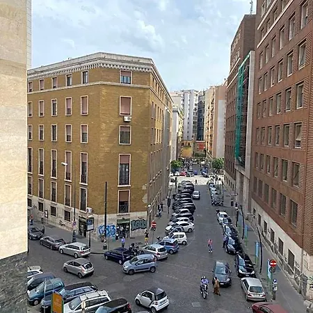 Hall In Center فندق مبيت وإفطار 4*