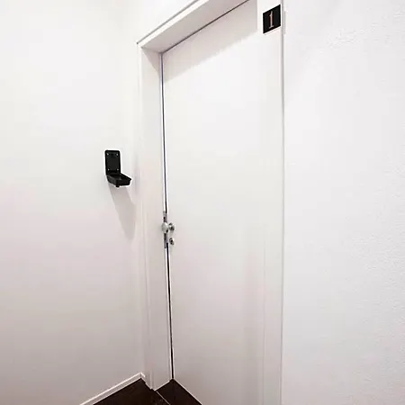 Hall In Center 4*