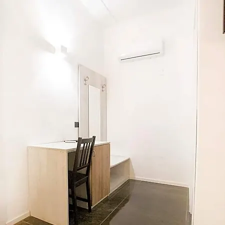 Bed and breakfast Hall In Center Nápoles