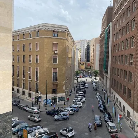 Bed & Breakfast Hall In Center