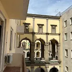 فندق مبيت وإفطار Hall In Center نابولي