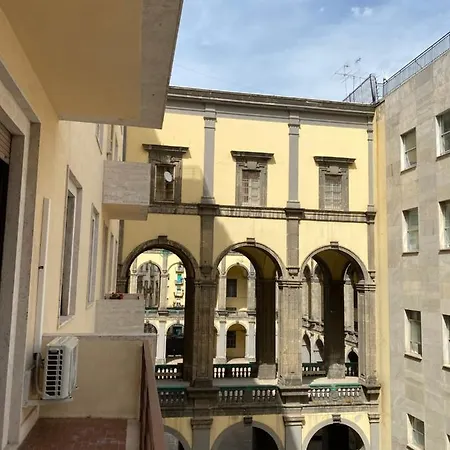 Bed and Breakfast Hall In Center Νάπολη