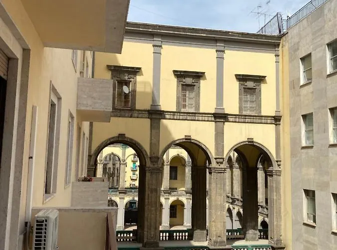 Bed & Breakfast Hall In Center Napoli